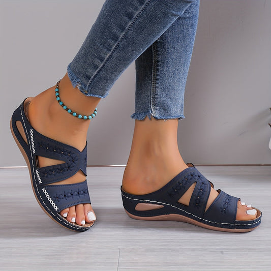 Erleben Sie ultimativen Komfort und stilvolles Design mit den orthopädischen Sandalen Elena!